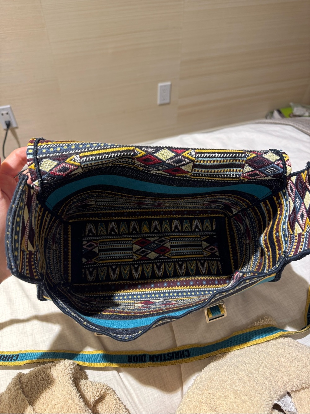 Christian Dior Diorcamp Embroidered Messenger Bag - Picture 7 of 12